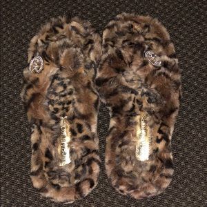Michael kor fur flip flop slippers
